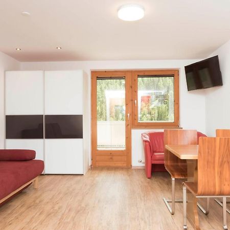 Chasa Sulai Appartements 萨姆瑙恩 外观 照片