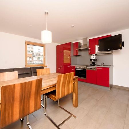 Chasa Sulai Appartements 萨姆瑙恩 外观 照片