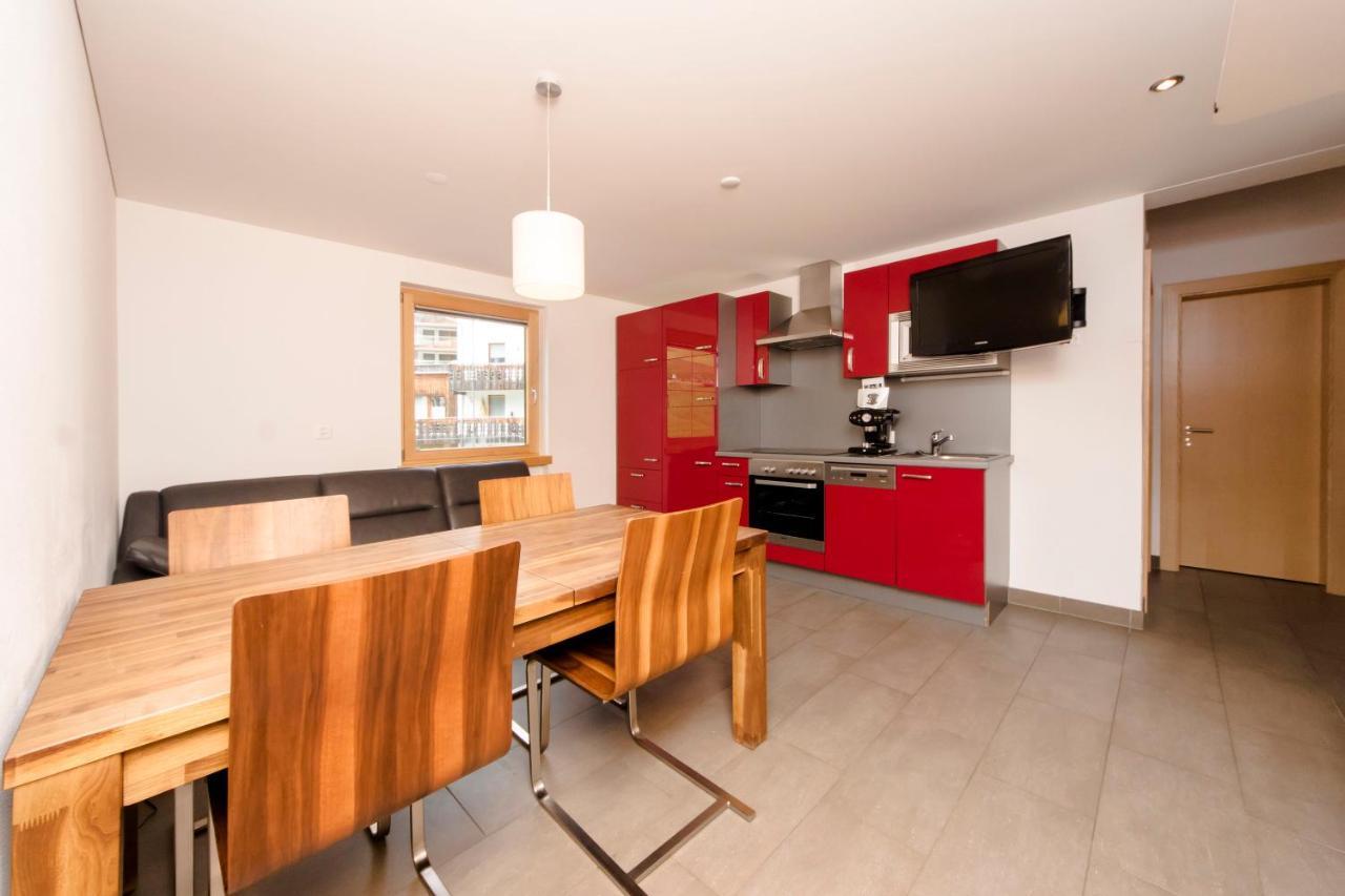 Chasa Sulai Appartements 萨姆瑙恩 外观 照片